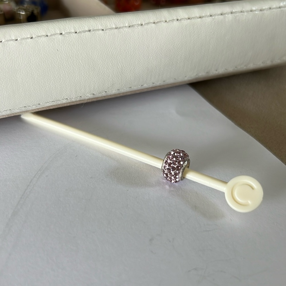 Pink crystal bead